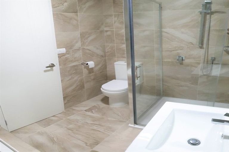 Photo of property in 11u2 Crosher Place, Silverdale, Hamilton, 3216