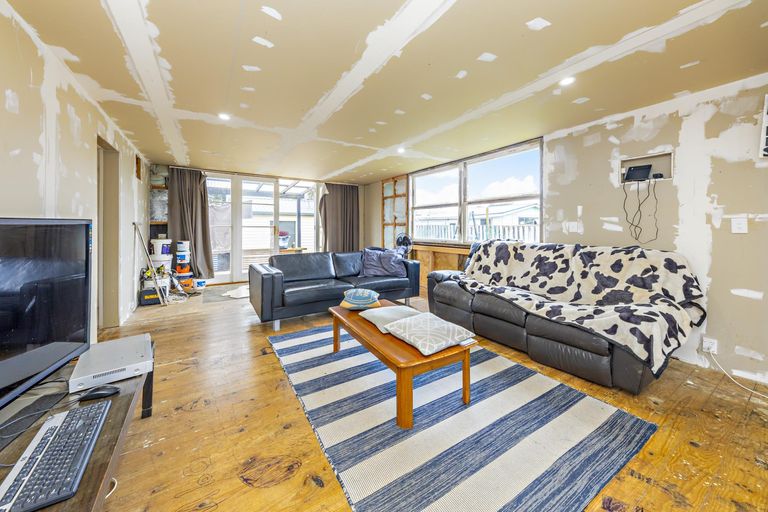 Photo of property in 112b Helvetia Road, Pukekohe, 2120