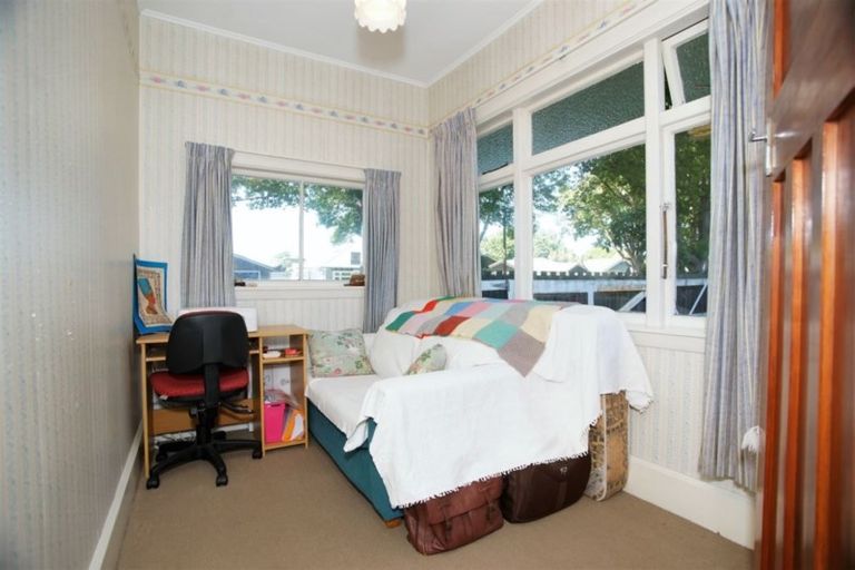 Photo of property in 8 Massey Crescent, St Albans, Christchurch, 8014