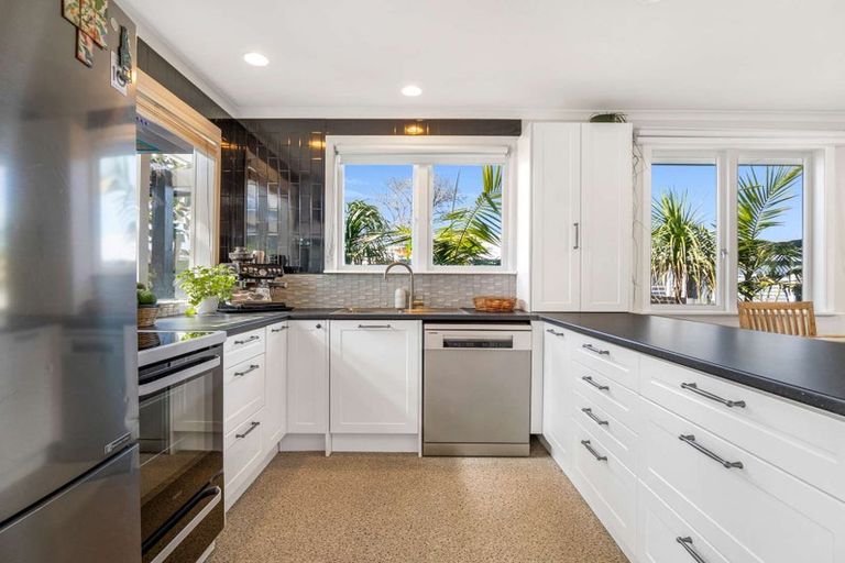 Photo of property in 7 Glenfield Place, Brookfield, Tauranga, 3110