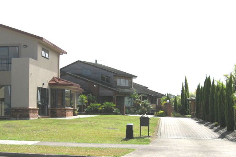 Photo of property in 34 Seacrest Drive, West Harbour, Auckland, 0618
