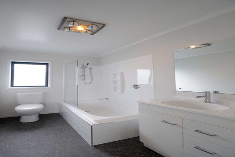 Photo of property in 70 Liddington Drive, Rolleston, 7615