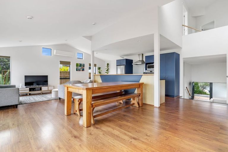 Photo of property in 48a Kestrel Heights, Arkles Bay, Whangaparaoa, 0932