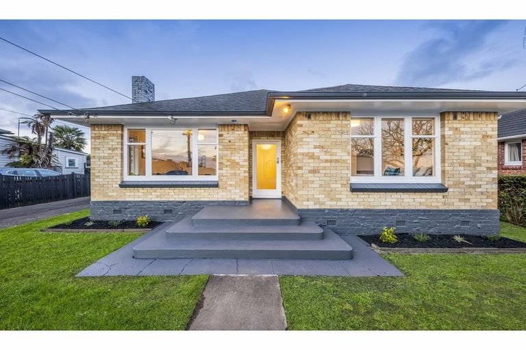 Photo of property in 1/46 Carruth Road, Papatoetoe, Auckland, 2025
