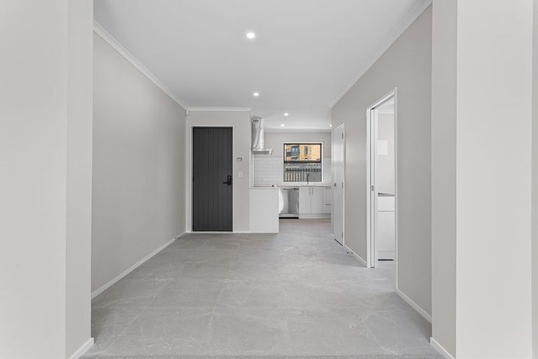 Photo of property in 5 Te Rito Road, Hobsonville, Auckland, 0616