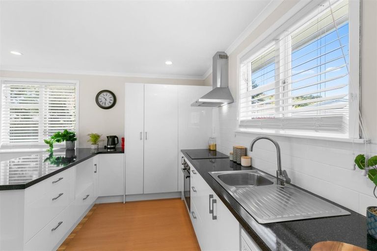 Photo of property in 4 Paenui Street, Titahi Bay, Porirua, 5022