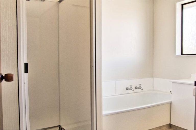 Photo of property in Carmichael Courts, 25/14 Wharenui Road, Upper Riccarton, Christchurch, 8041