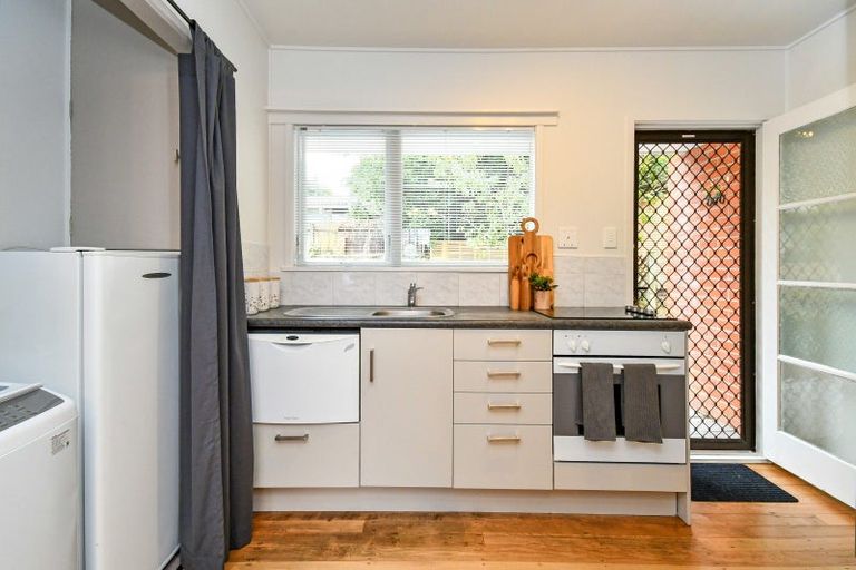 Photo of property in 3/108b Great South Road, Manurewa, Auckland, 2102