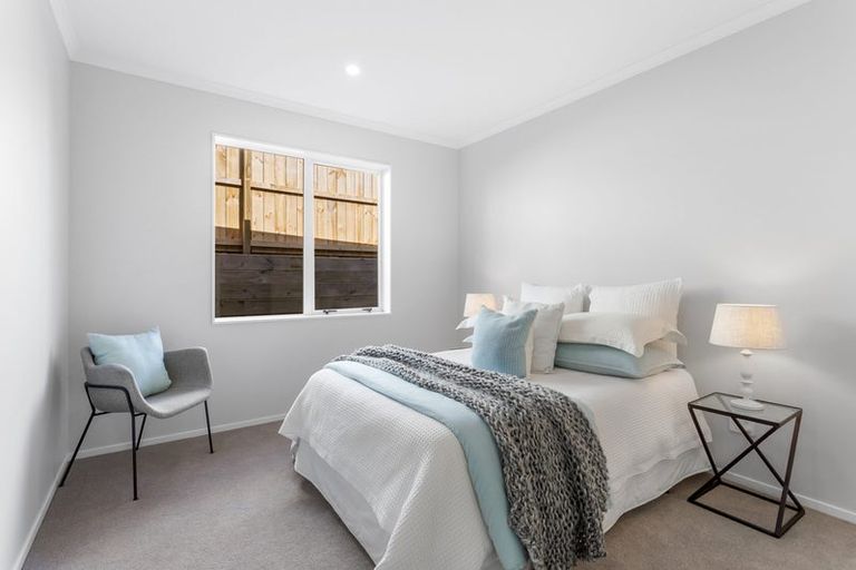 Photo of property in 23 Symes Drive, Red Beach, 0932