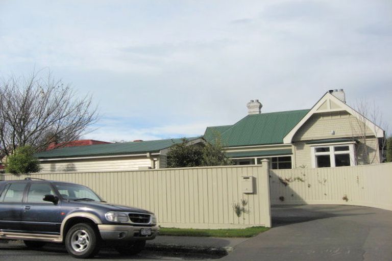 Photo of property in 10 Hawkesbury Avenue, St Albans, Christchurch, 8014