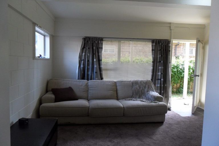 Photo of property in 280 Great South Road, Papakura, 2110