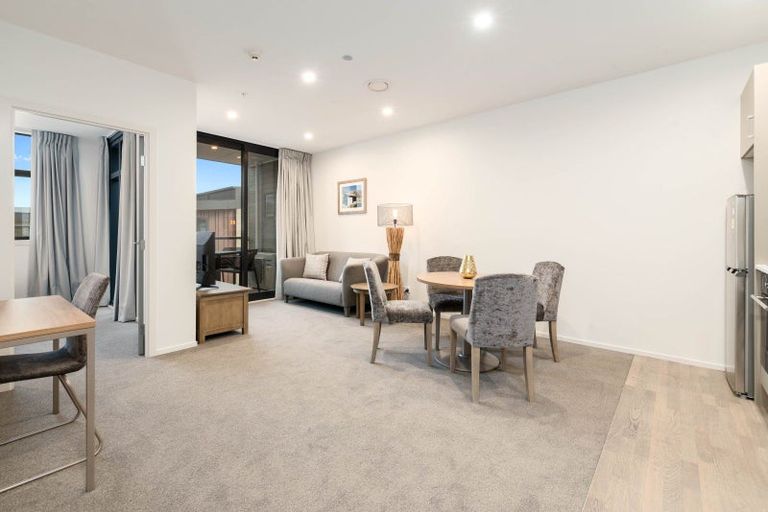 Photo of property in Wyndham Gardens Apartments, 309/30u Red Oaks Drive, Frankton, Queenstown, 9300