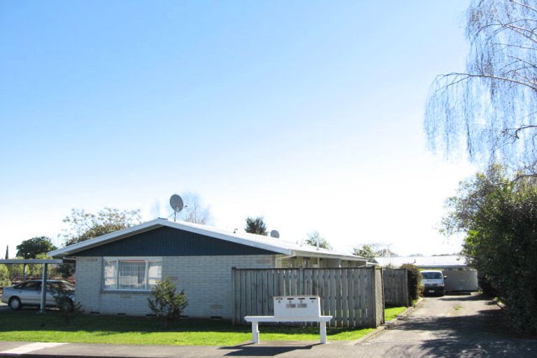 Photo of property in 2/6 Christie Crescent, Havelock North, 4130