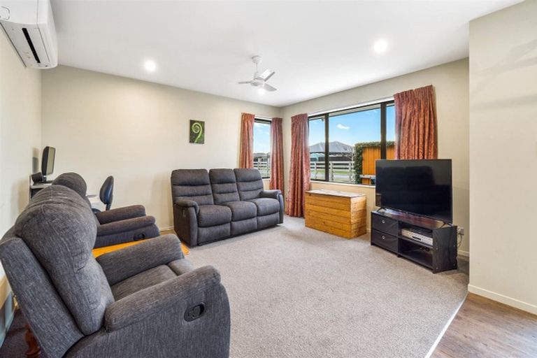 Photo of property in 2 Colebrook Drive, Rolleston, 7614