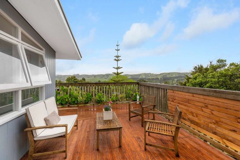 Photo of property in 19 Rautawhiri Road, Helensville, 0800