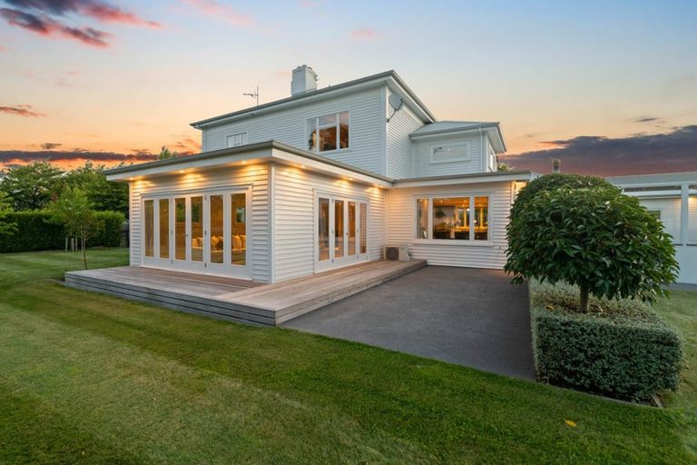 Photo of property in 27 Cairnbrae Drive, Prebbleton, 7604