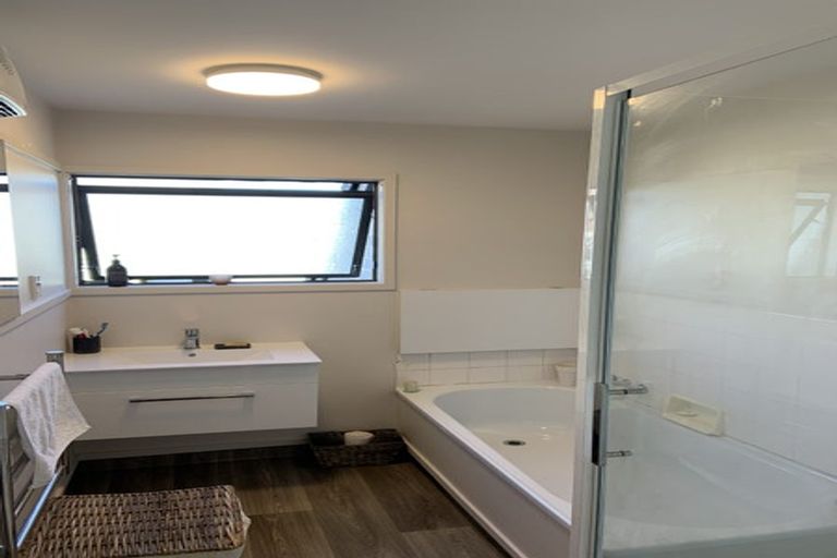 Photo of property in 35 Garden Road, Merivale, Christchurch, 8014