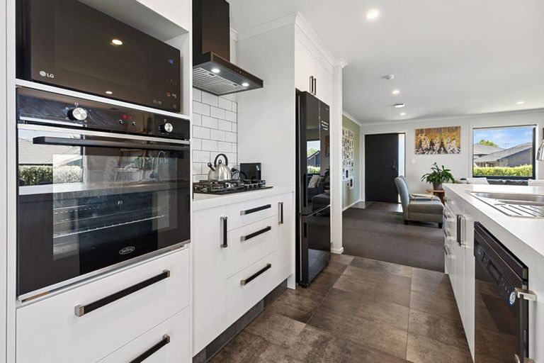 Photo of property in 21 Trans Tasman Way, Pyes Pa, Tauranga, 3112