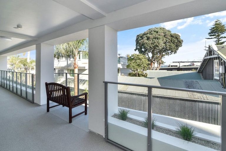Photo of property in 6 Adams Avenue, Mount Maunganui, 3116