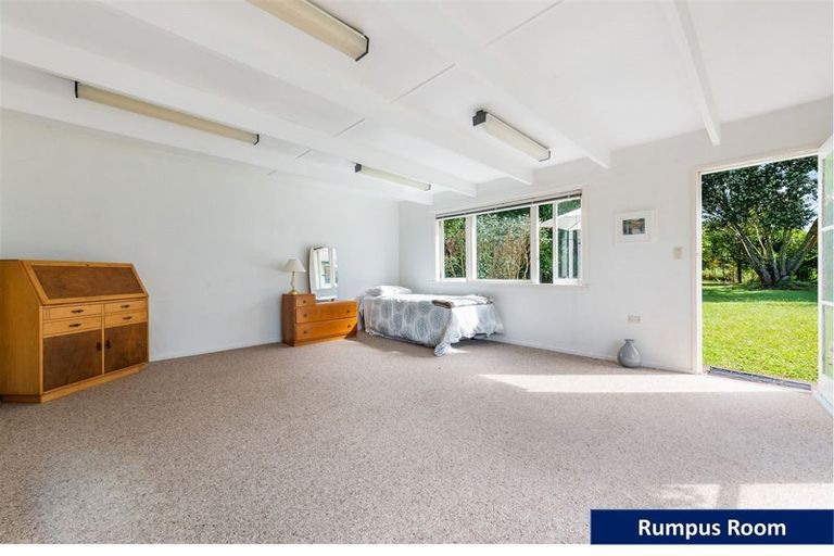 Photo of property in 8 Boler Place, New Lynn, Auckland, 0600