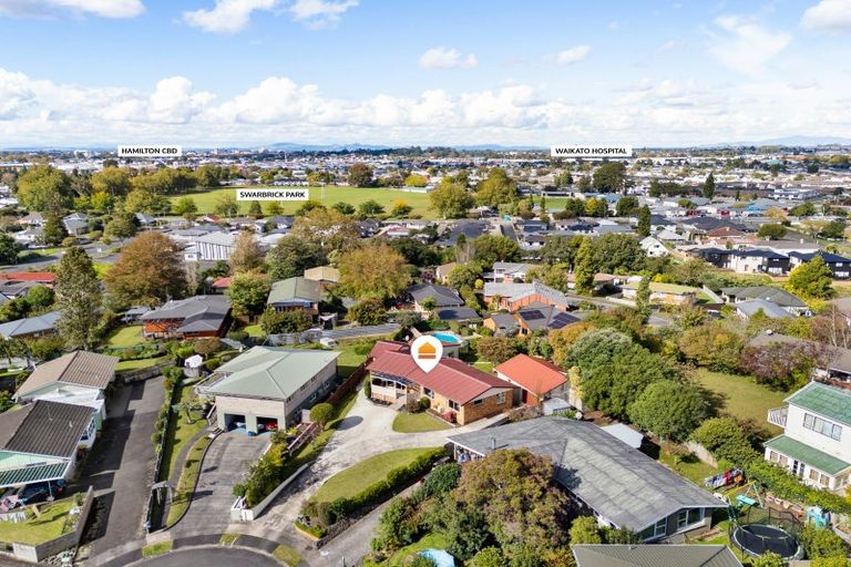 Photo of property in 8 Magenta Place, Dinsdale, Hamilton, 3204