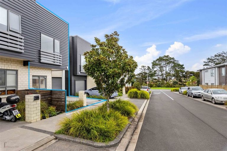 Photo of property in 3 Tuatua Road, Hobsonville, Auckland, 0616