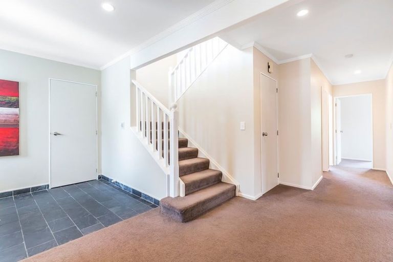 Photo of property in 4 Ashfield Grove, Churton Park, Wellington, 6037