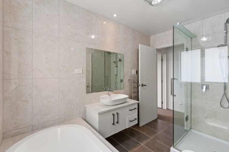 Photo of property in 6 Sauvignon Avenue, Ranui, Auckland, 0612