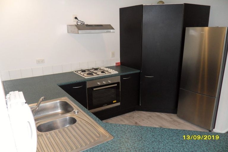 Photo of property in 8 Girton Terrace, Mount Cook, Wellington, 6021