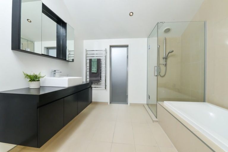 Photo of property in 5b Peninsula Point, Huntington, Hamilton, 3210