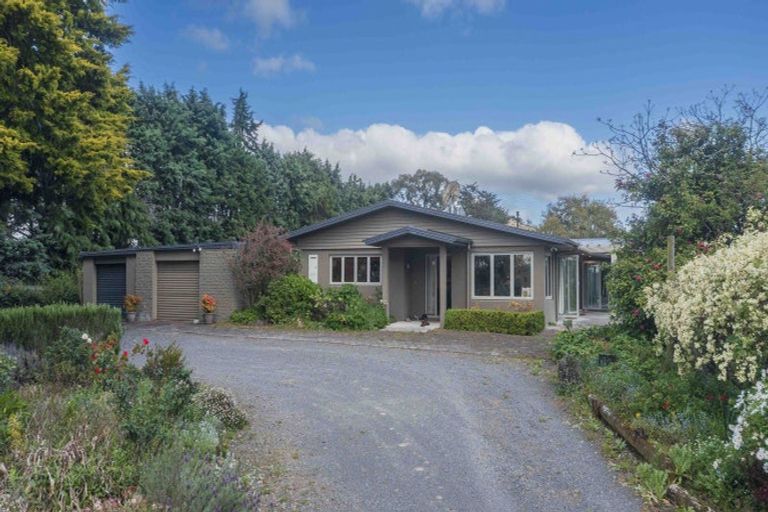 Photo of property in 1962 State Highway 2, Waipukurau, 4275