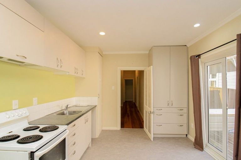 Photo of property in 39 Roy Street, Newtown, Wellington, 6021