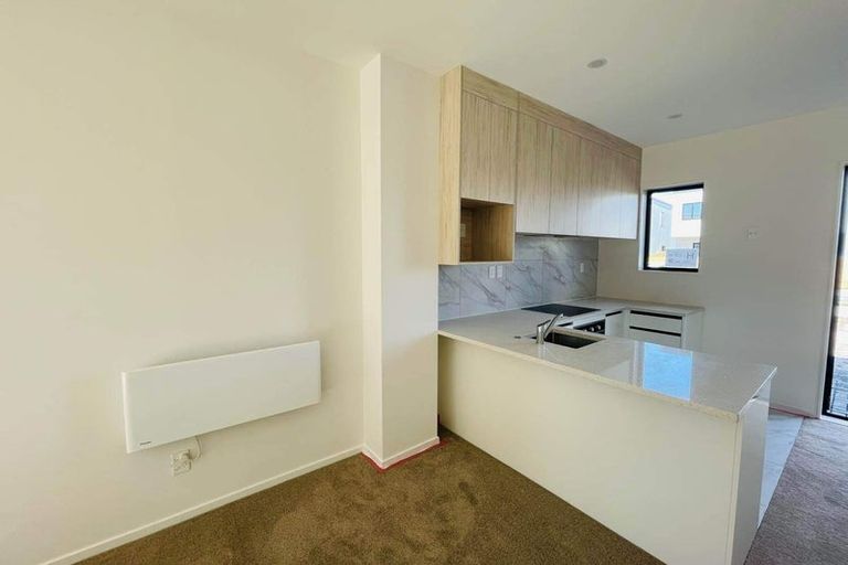Photo of property in 11 Aumarire Lane, Favona, Auckland, 2024