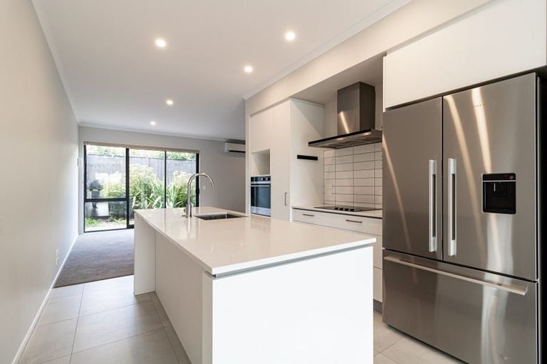 Photo of property in 35 Koura Drive, Red Beach, 0932