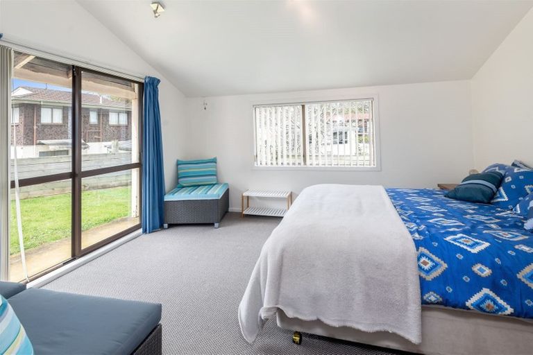 Photo of property in 25 Jandell Crescent, Bucklands Beach, Auckland, 2014
