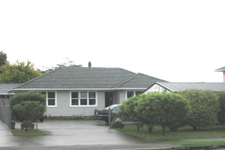 Photo of property in 83a Sturges Road, Henderson, Auckland, 0612