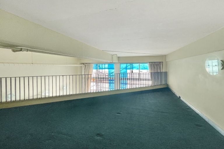 Photo of property in Qba Apartments, 1k/51 Webb Street, Mount Cook, Wellington, 6011