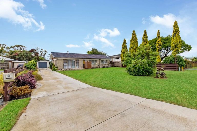 Photo of property in 65 Sandspit Road, Waiuku, 2123