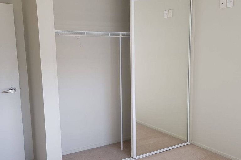 Photo of property in 3/1 Gracechurch Drive, Flat Bush, Auckland, 2016