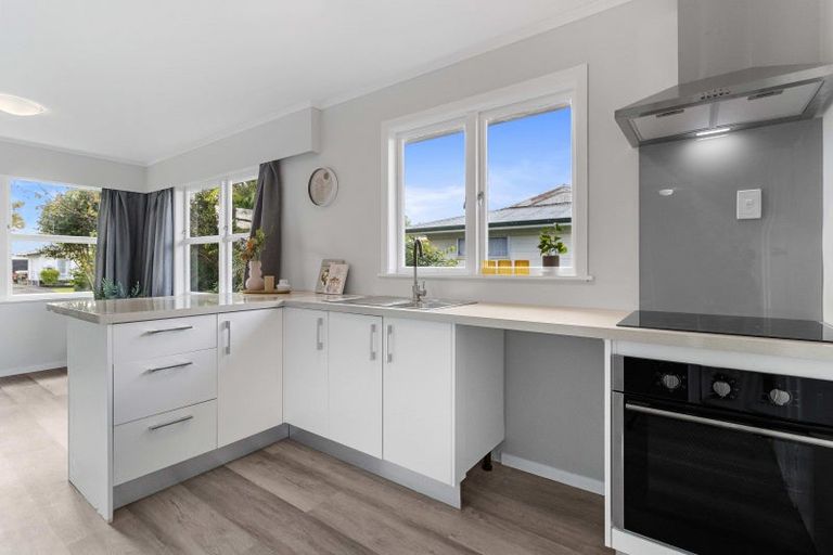 Photo of property in 3 Grange Avenue, Nawton, Hamilton, 3200