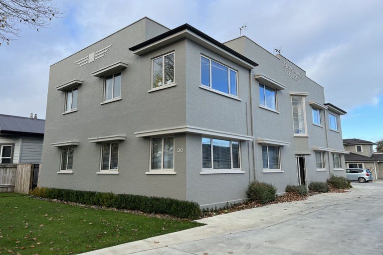 Photo of property in 30 Ranfurly Street, Hokowhitu, Palmerston North, 4410