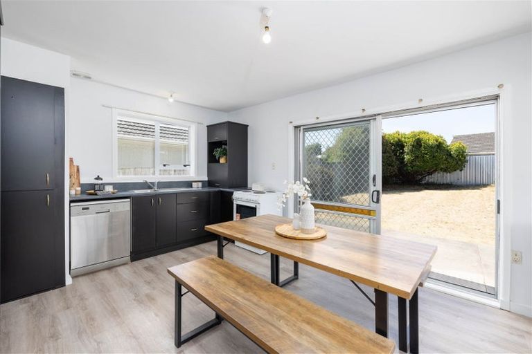 Photo of property in 62 Sandown Crescent, Aranui, Christchurch, 8061