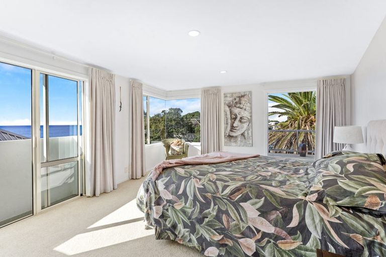 Photo of property in 22 Tiri Road, Milford, Auckland, 0620