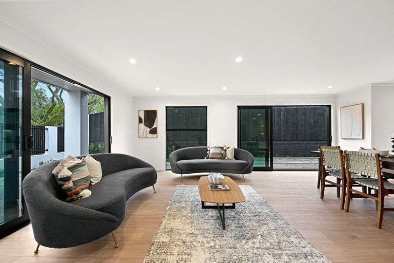 Photo of property in 1 Comries Road, Chartwell, Hamilton, 3210