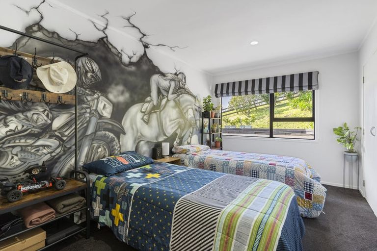 Photo of property in 231 Kaipara Road, Papakura, 2582