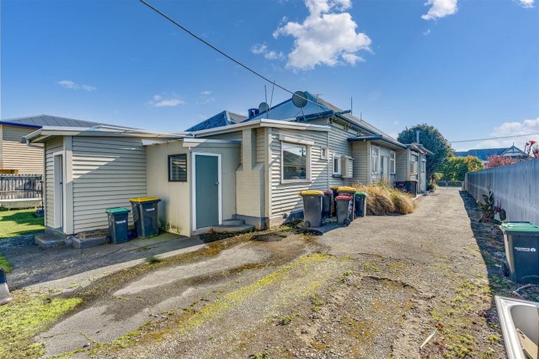 Photo of property in 452-454 Gloucester Street, Taradale, Napier, 4112