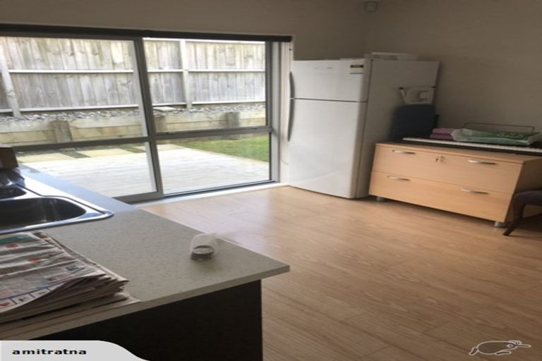 Photo of property in 76 Keri Vista Rise, Papakura, 2110