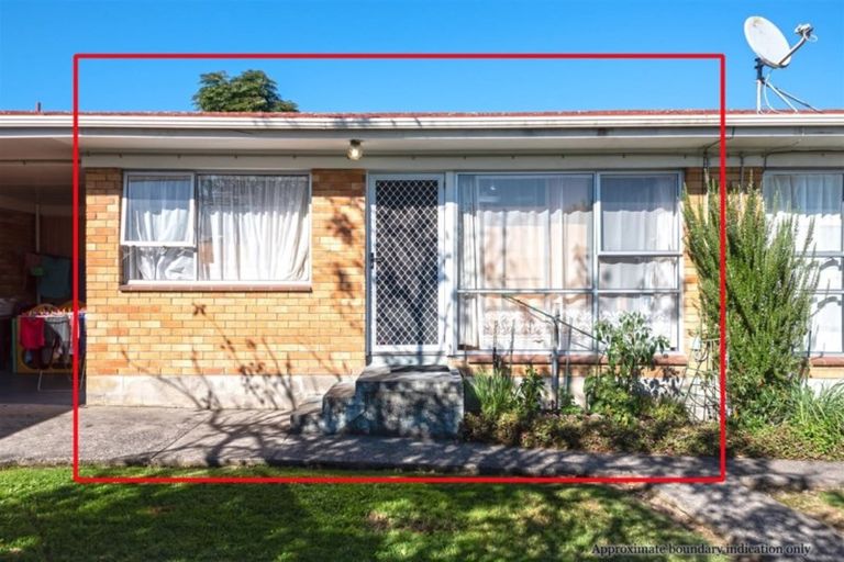 Photo of property in 4/79 Glendale Road, Glen Eden, Auckland, 0602