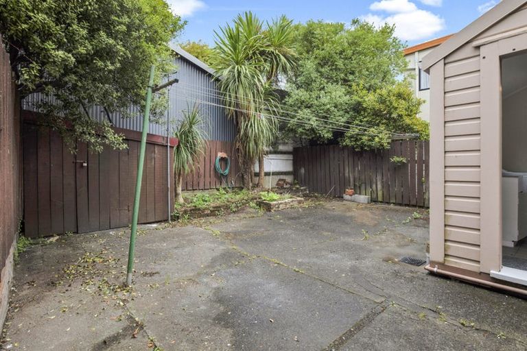 Photo of property in 46 Sussex Street, Mount Cook, Wellington, 6021