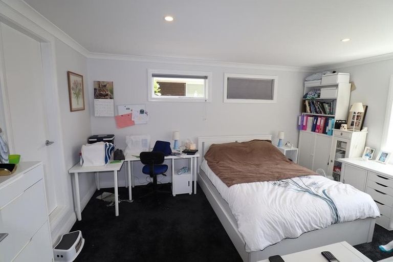 Photo of property in 15 Mission Street, Waterloo, Lower Hutt, 5011